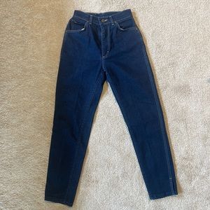 Vintage Lee petite womens high waisted jeans.